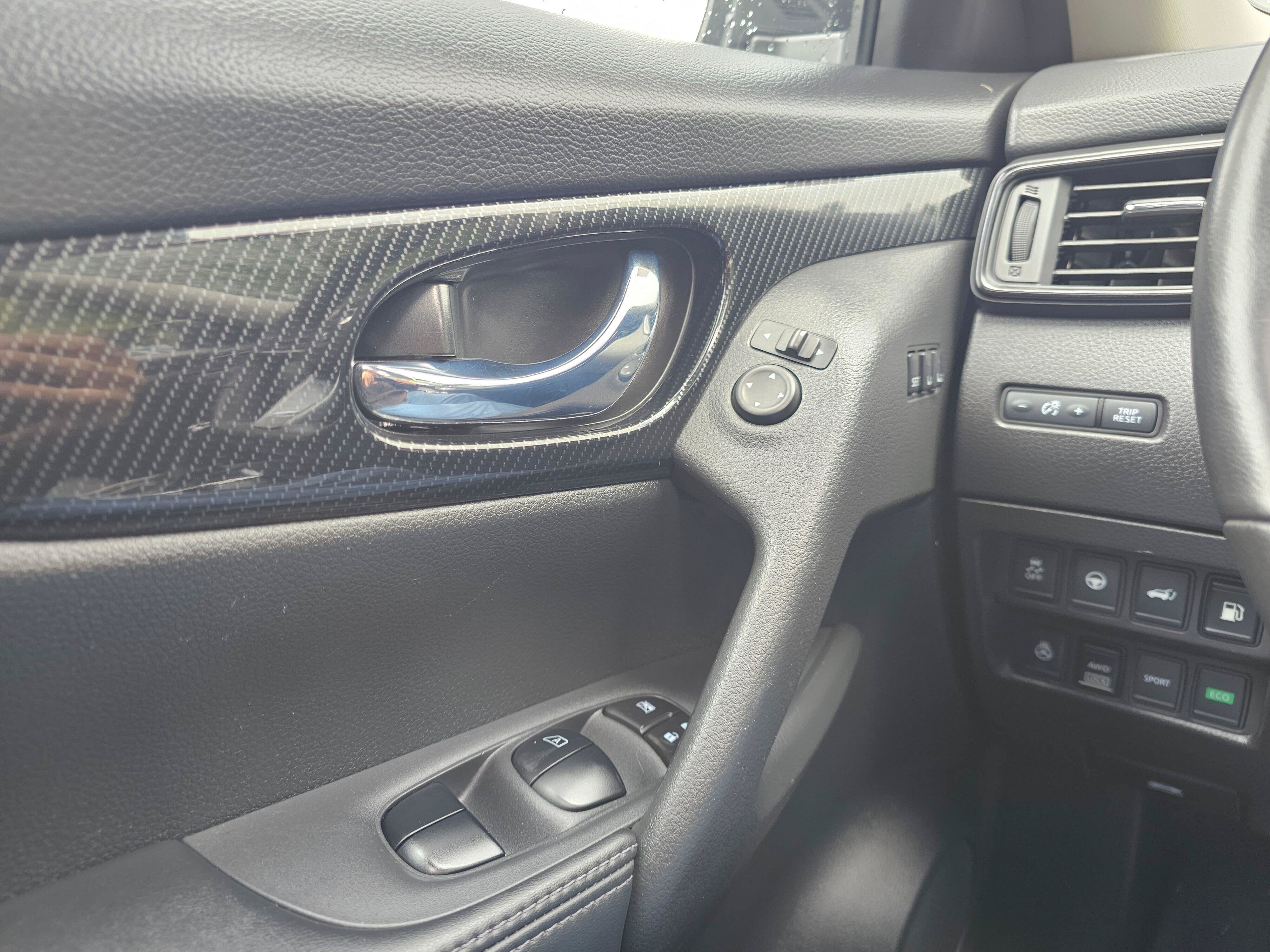 Used 2018 Nissan Rogue SL AWD/4WD image 32