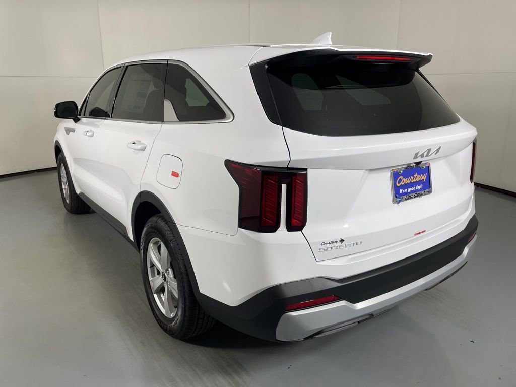 New 2026 Kia Sorento LX image 6