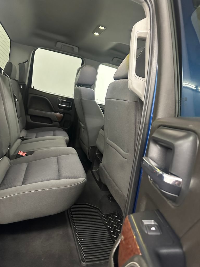 Used 2019 GMC Sierra 2500 SLE w/ SLE Preferred Package AWD/4WD image 31