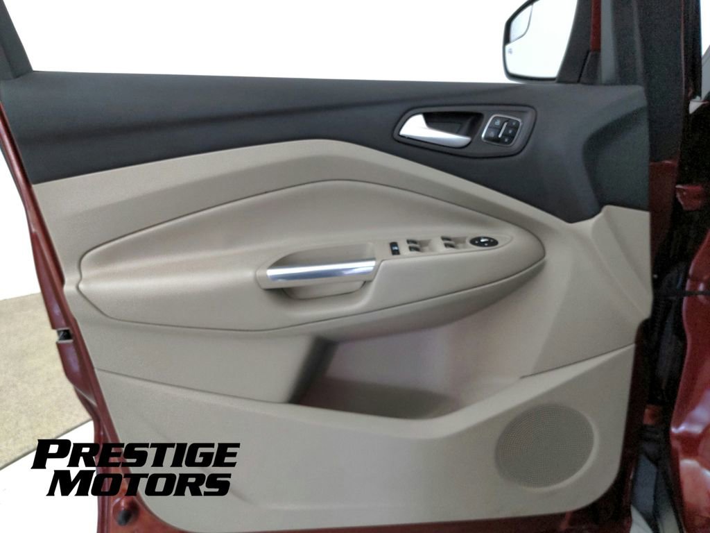 Used 2014 Ford Escape Titanium AWD/4WD image 35