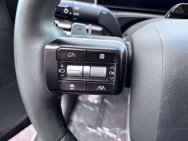 Used 2025 Hyundai Santa Fe SEL image 24