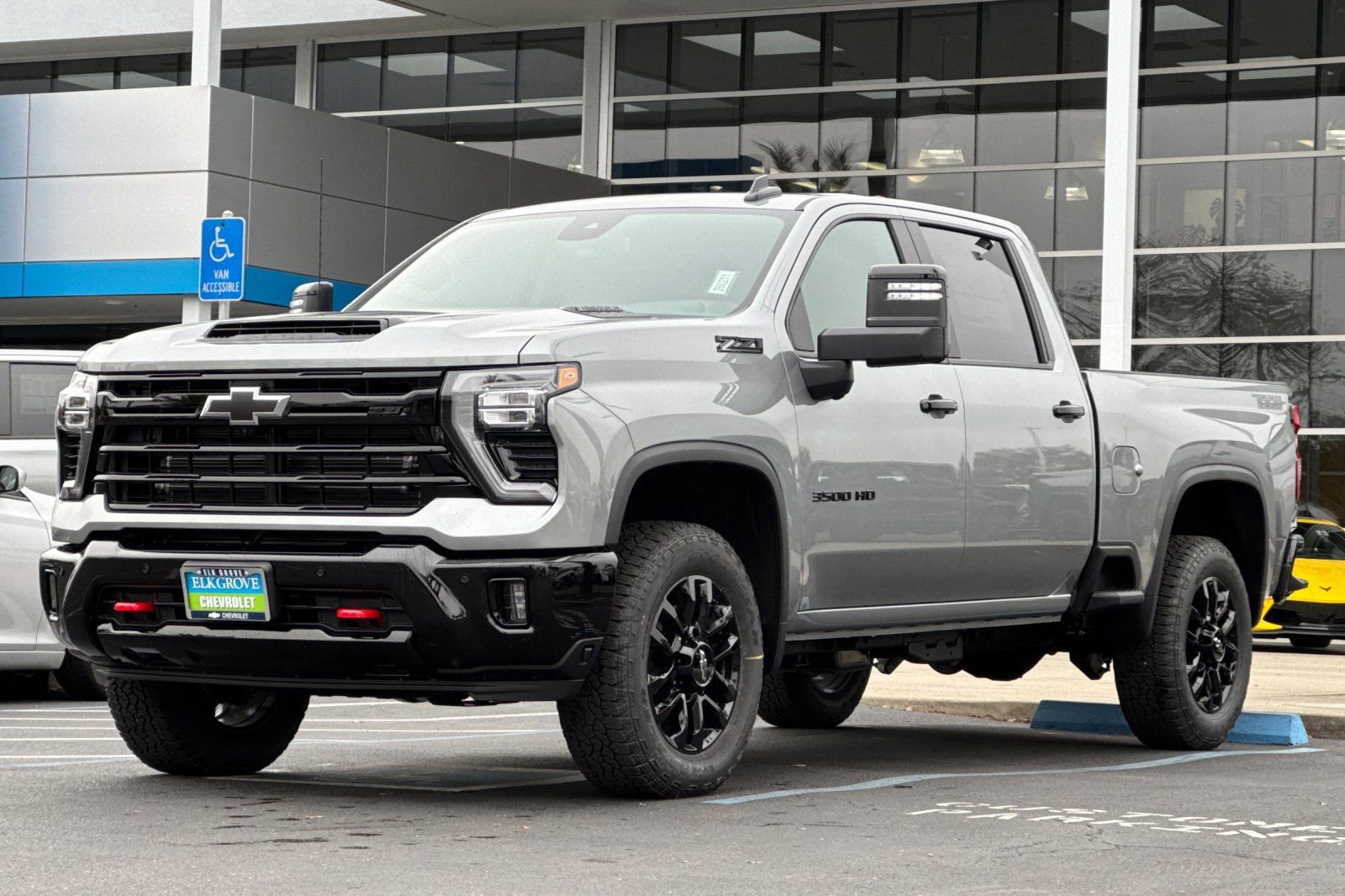 New 2026 Chevrolet Silverado 3500 LT w/ Trail Boss Package image 7