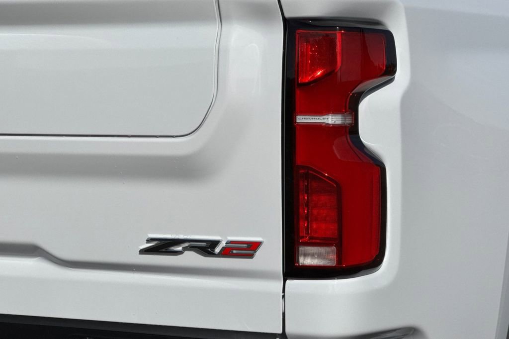 Certified 2025 Chevrolet Silverado 2500 ZR2 w/ Technology Package image 34