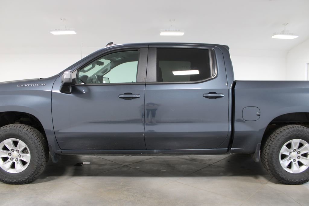 Used 2020 Chevrolet Silverado 1500 LT AWD/4WD image 6