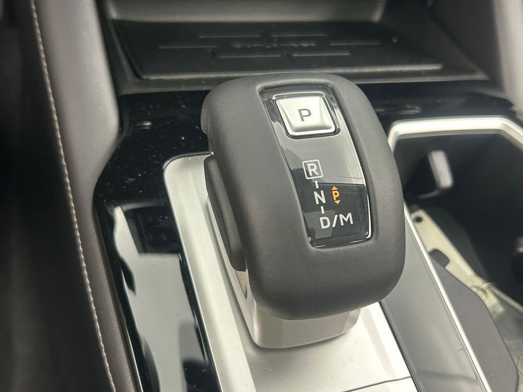 New 2026 Mitsubishi Outlander SE FWD image 21