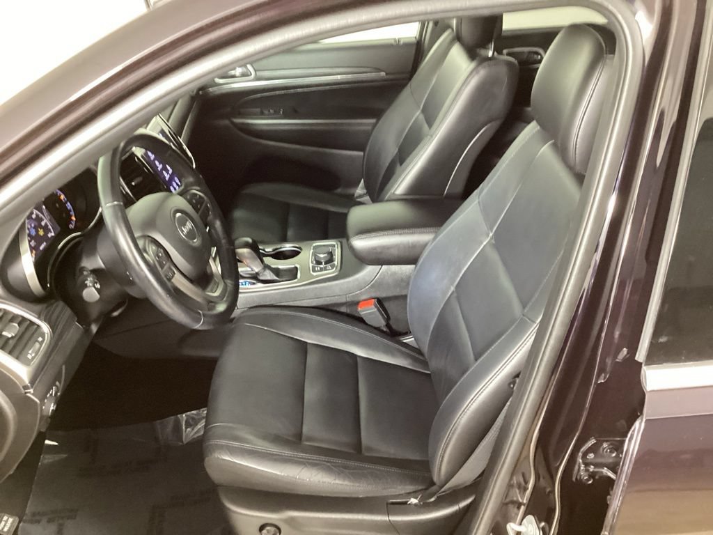 Used 2021 Jeep Grand Cherokee Limited AWD/4WD image 28