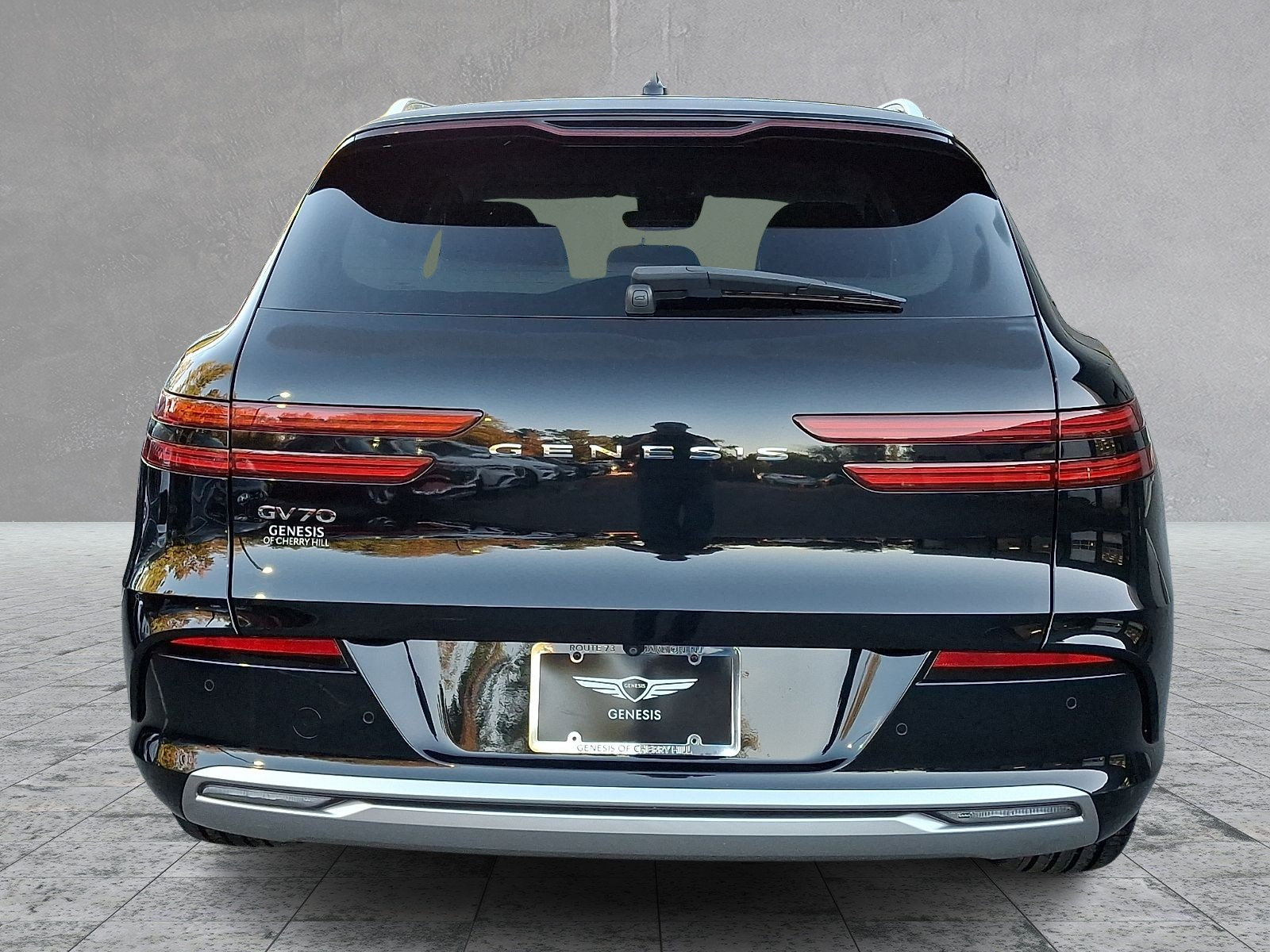 Certified 2023 Genesis Electrified GV70 AWD/4WD image 5