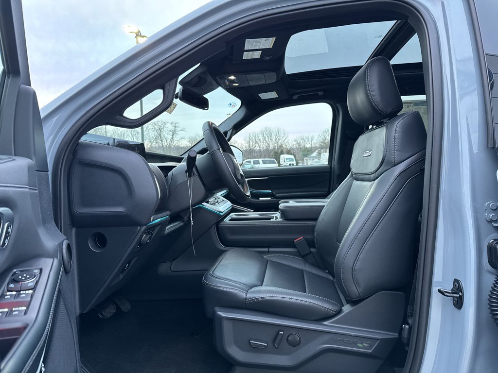 New 2025 Ford Expedition Max Platinum w/ Stealth Performance Package image 4