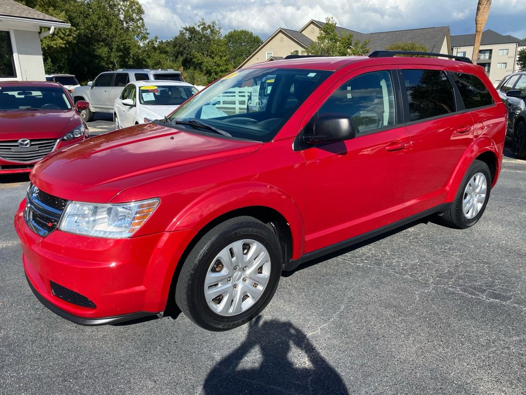 Used 2017 Dodge Journey SE FWD image 1