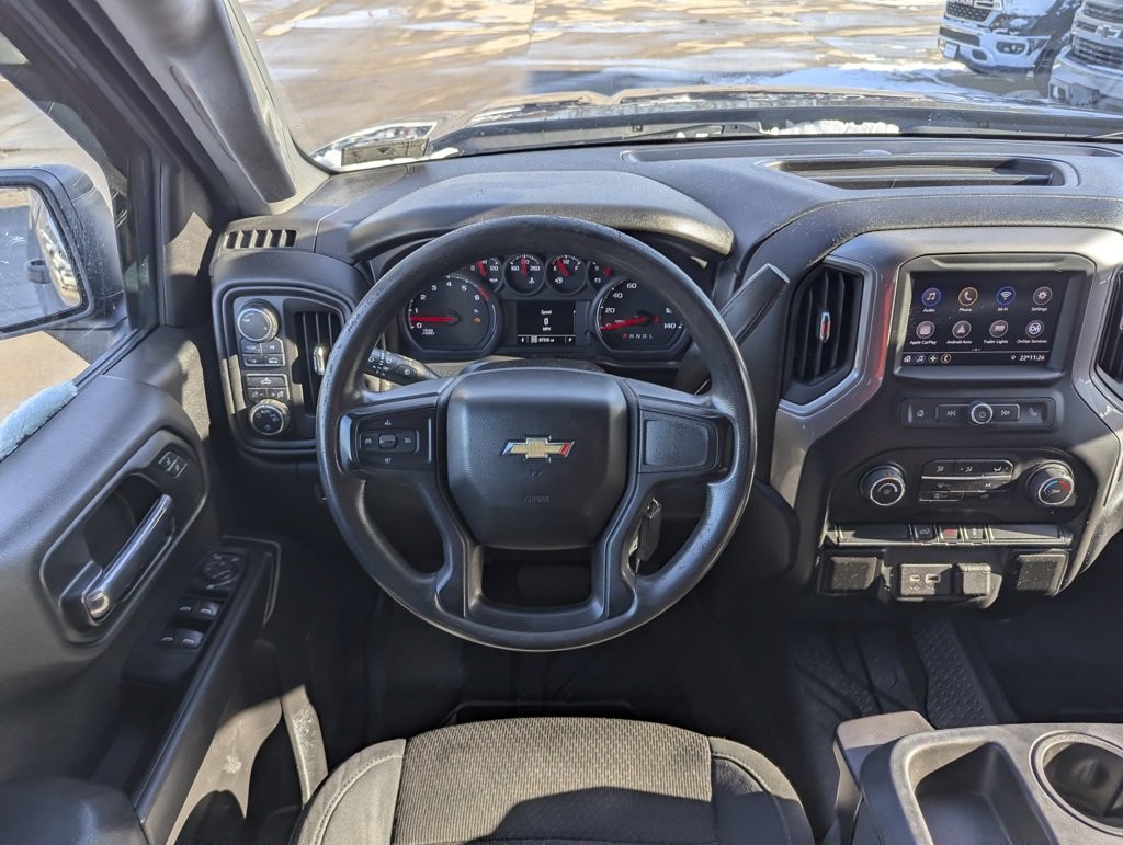 Used 2021 Chevrolet Silverado 1500 Custom image 3