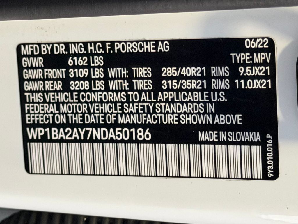 Certified 2022 Porsche Cayenne Platinum Edition AWD/4WD image 26
