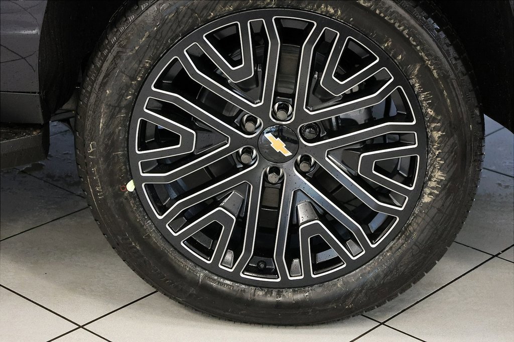 New 2026 Chevrolet Suburban Premier w/ Sun And Tow Package image 3