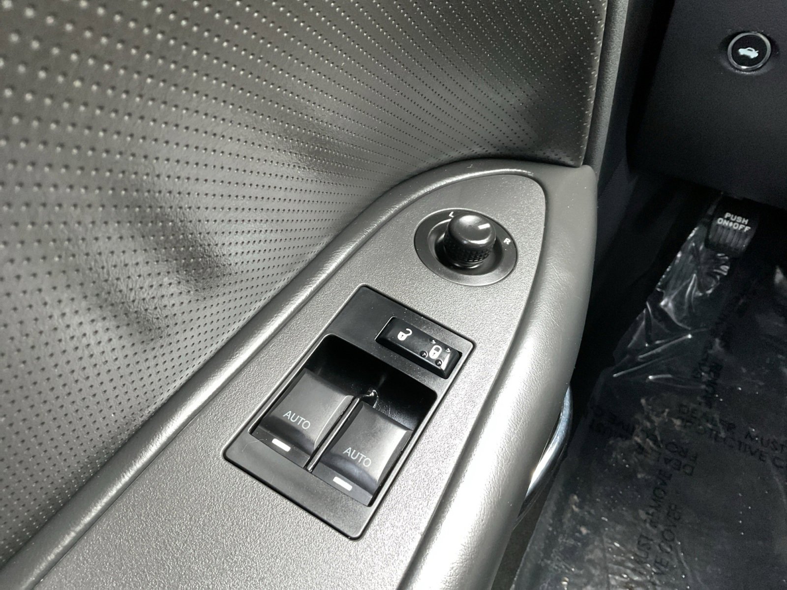 Used 2012 Dodge Challenger R/T Plus image 21