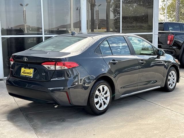 Used 2024 Toyota Corolla LE FWD image 3