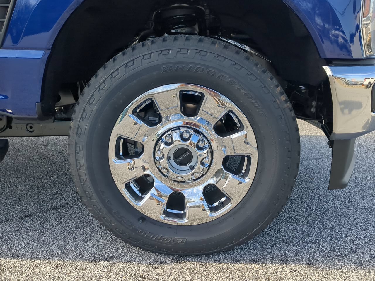 Used 2026 Ford F250 Lariat w/ Lariat Premium Package AWD/4WD image 9