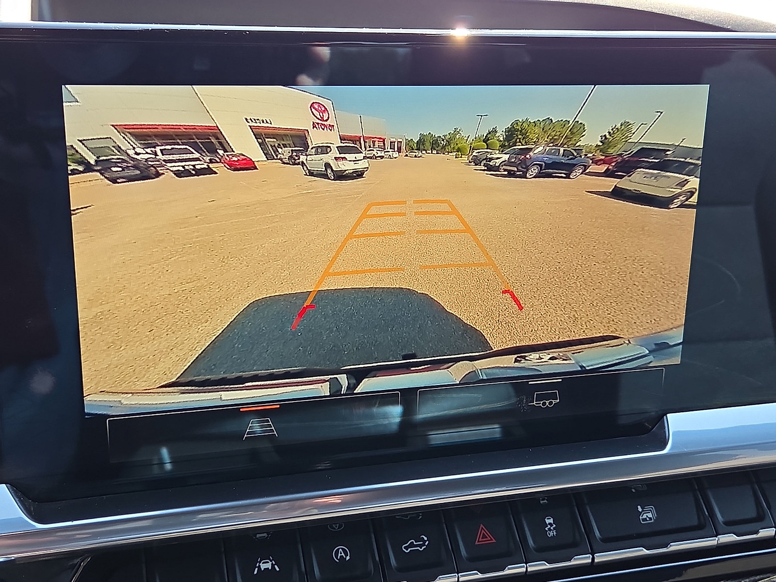 Used 2023 GMC Sierra 1500 SLE RWD image 18