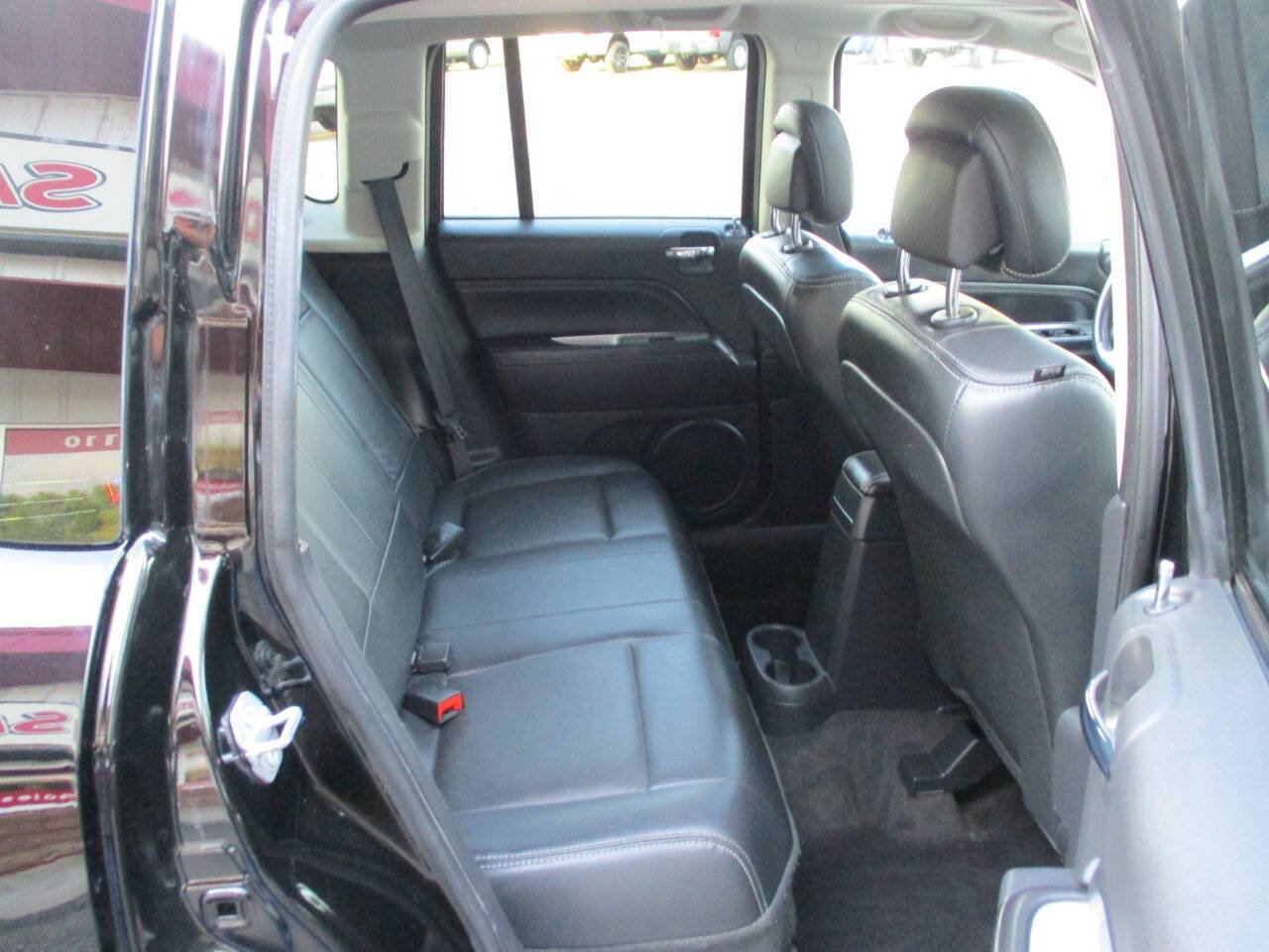 Used 2017 Jeep Compass High Altitude image 24