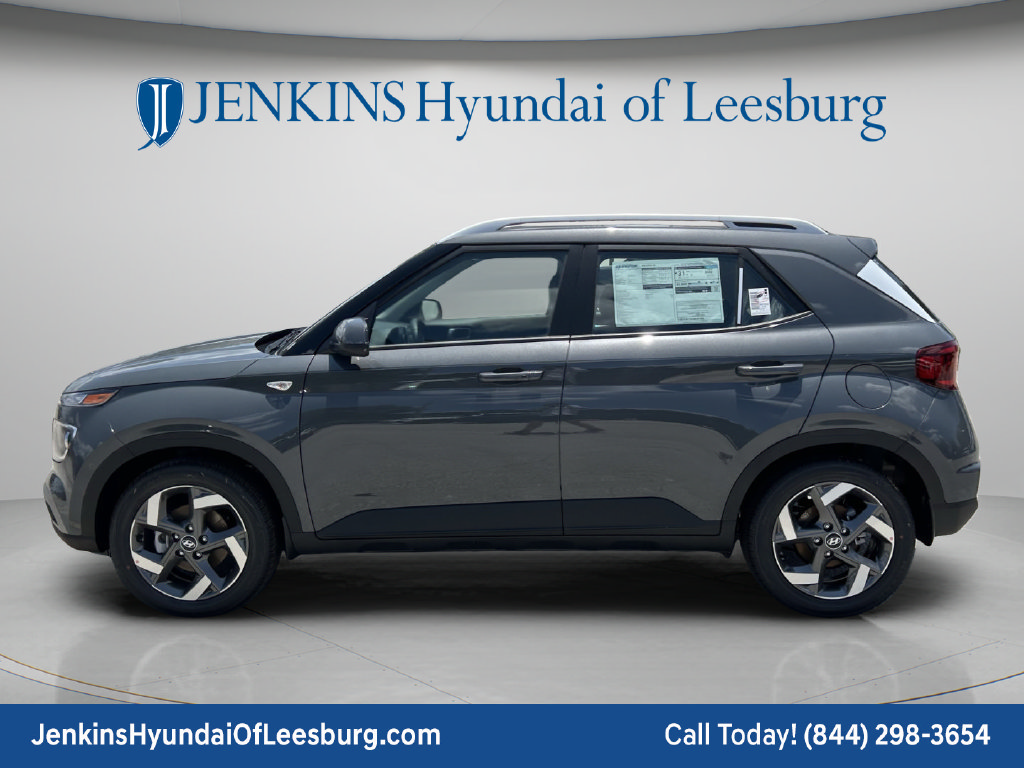 New 2026 Hyundai Venue SEL FWD image 9