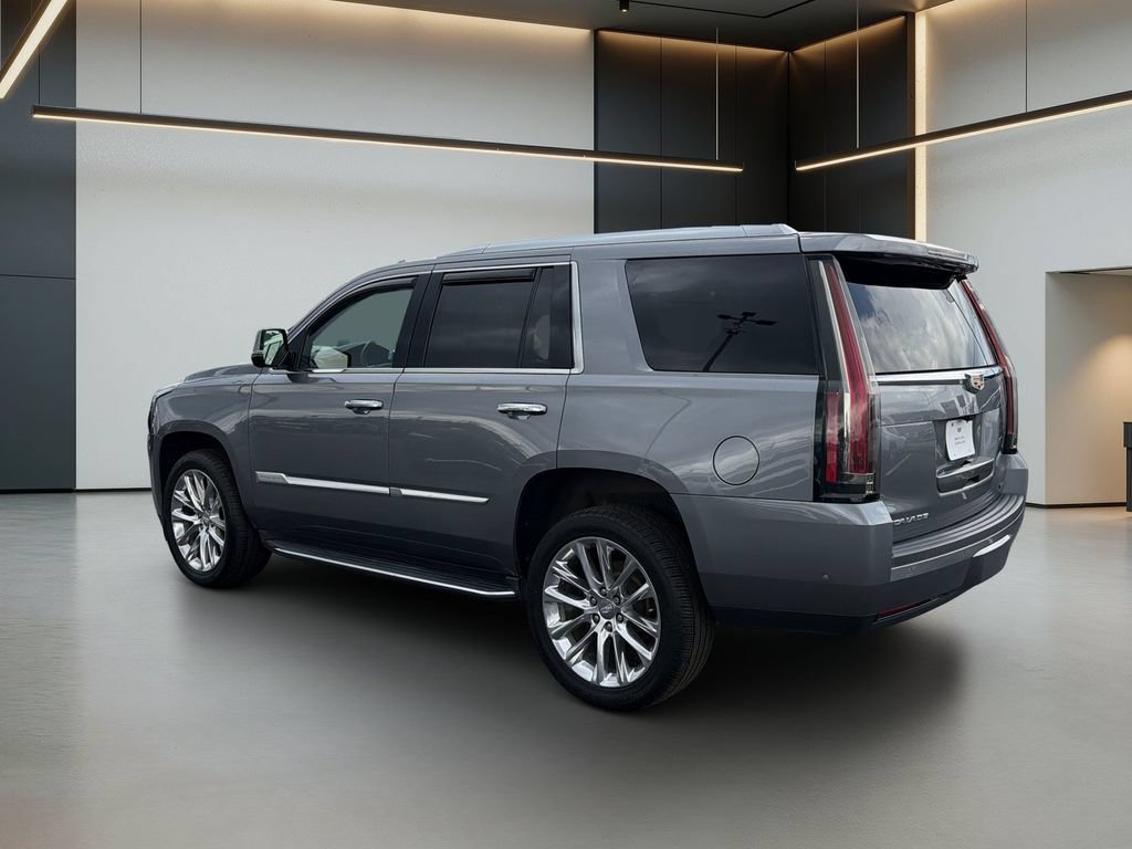 Certified 2020 Cadillac Escalade Luxury RWD image 3