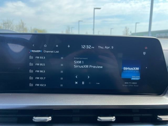 Used 2025 Kia Telluride S image 17