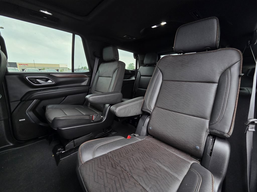Used 2024 Chevrolet Tahoe High Country AWD/4WD image 25