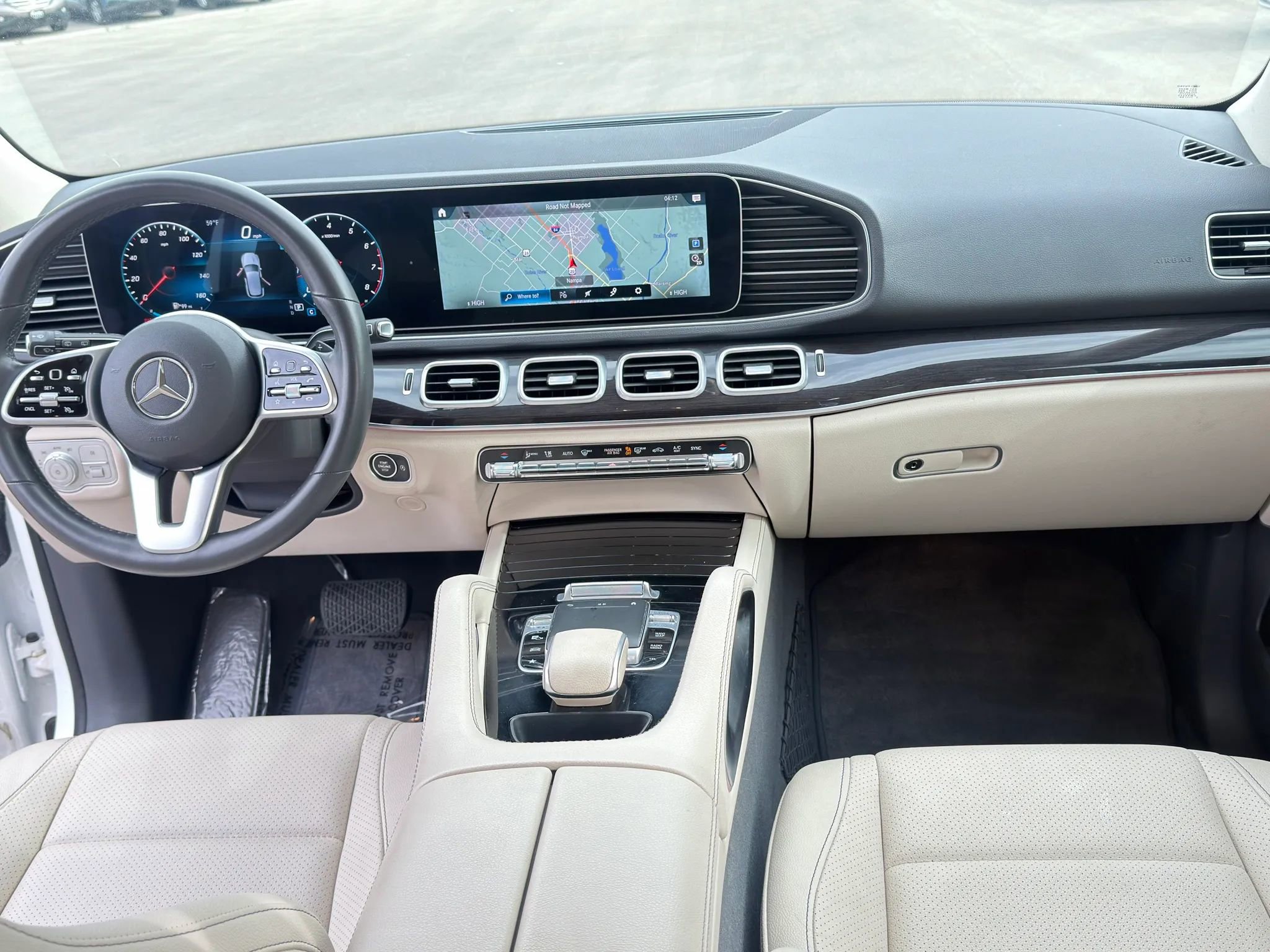 Used 2020 Mercedes-Benz GLE 350 4MATIC w/ Premium Package image 13