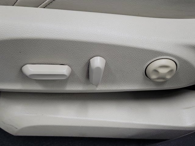 Used 2019 Buick Envision Preferred FWD image 23