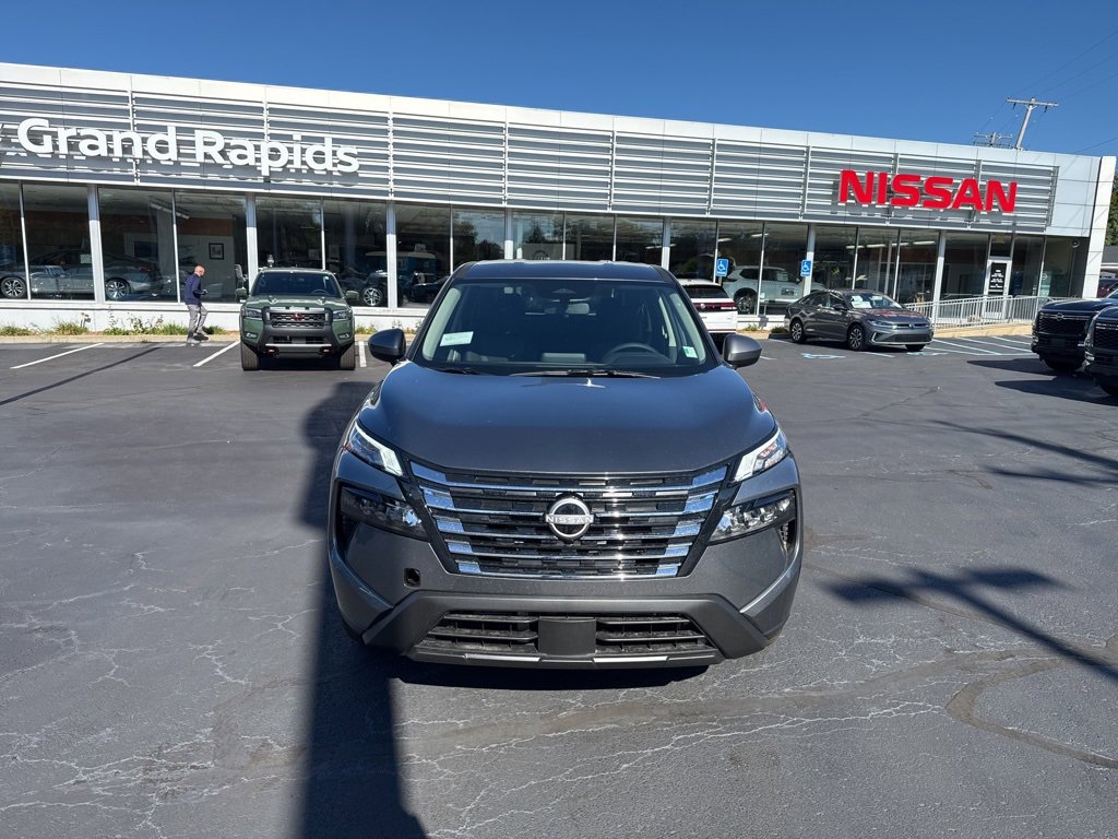 New 2026 Nissan Rogue SV image 2