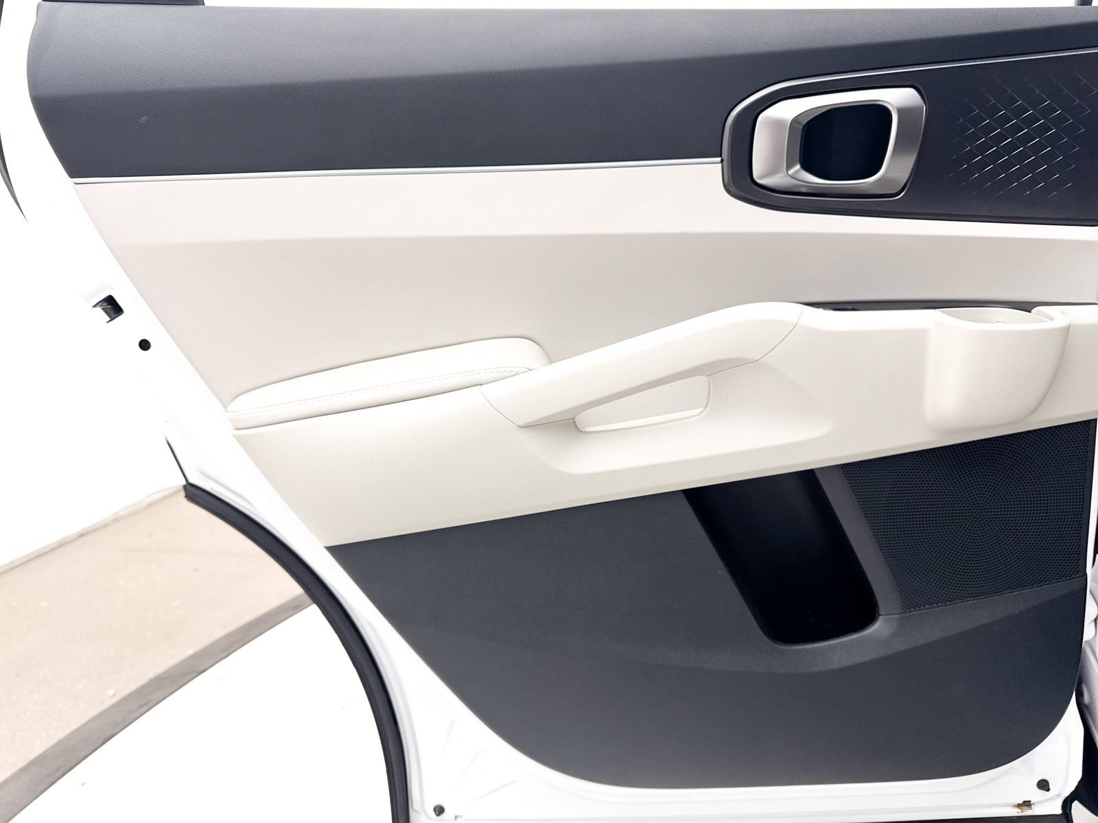 Used 2023 Kia Sorento S w/ Panoramic Sunroof Package FWD image 34