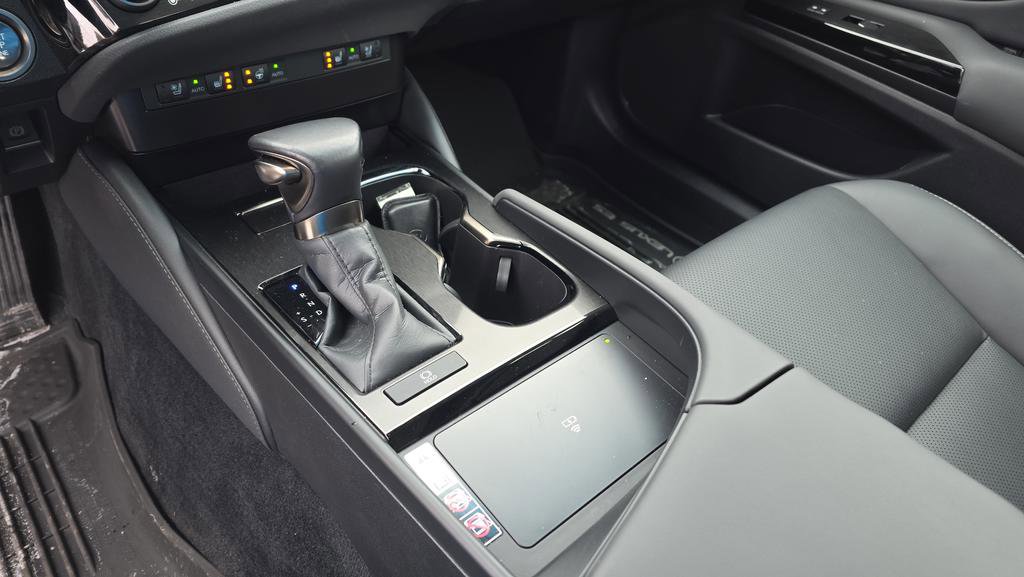 Certified 2023 Lexus ES 350 w/ Premium Package image 28