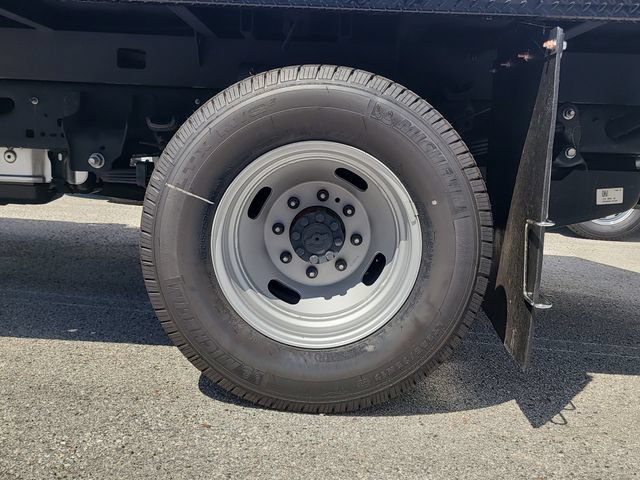 New 2025 Ford F350 XL w/ XL Chrome Package RWD image 7