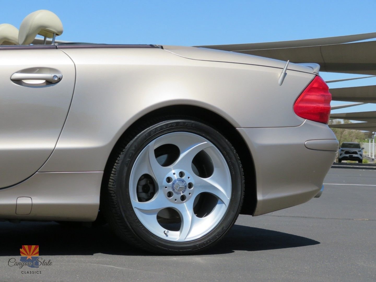 Used 2003 Mercedes-Benz SL 500 image 17