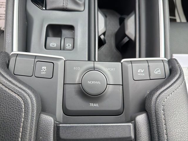 Certified 2024 Toyota Grand Highlander Limited image 33