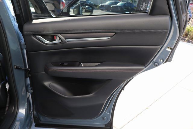 Used 2023 MAZDA CX-5 Carbon Edition image 28