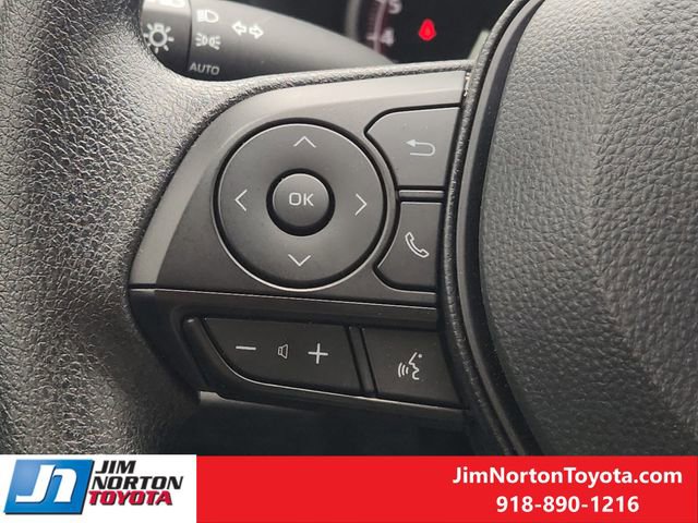 Used 2025 Toyota RAV4 XLE w/ Convenience Package FWD image 29