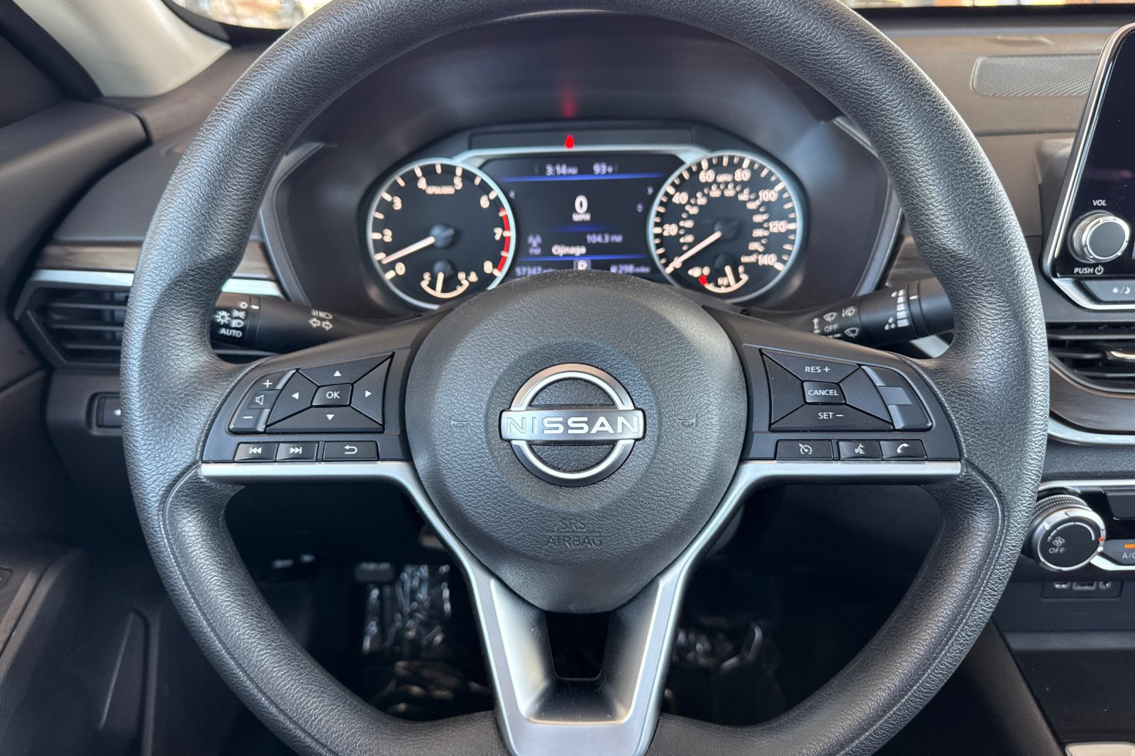 Certified 2024 Nissan Altima 2.5 SV FWD image 28