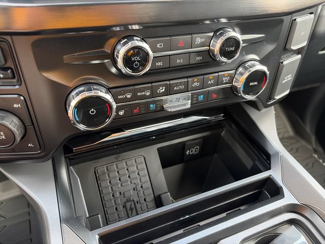 New 2027 Ford F350 Lariat w/ Black Appearance Package AWD/4WD image 23