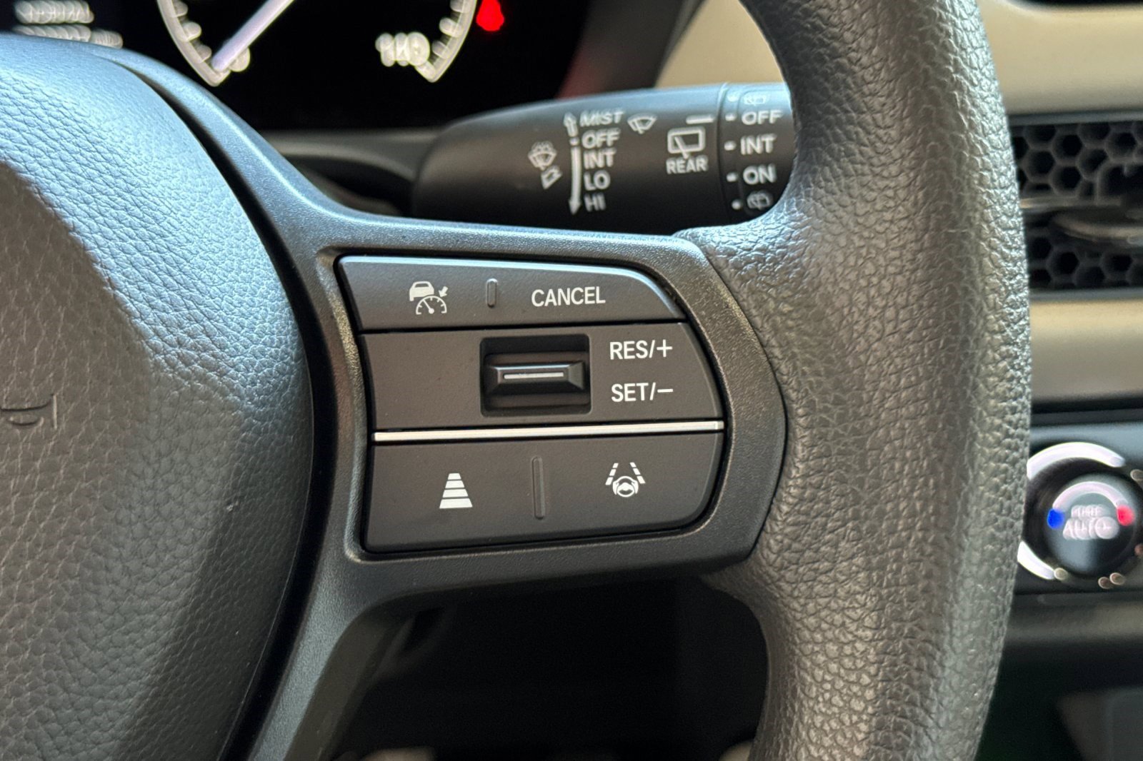 New 2027 Honda HR-V LX image 30