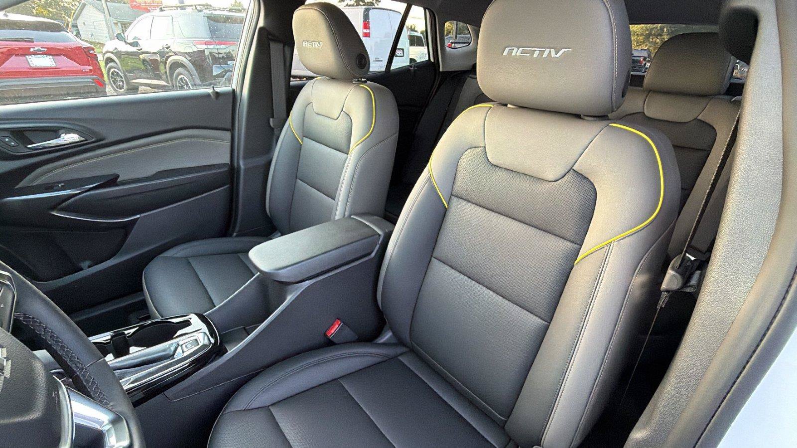 New 2026 Chevrolet Trax ACTIV w/ Driver Confidence Package FWD image 3