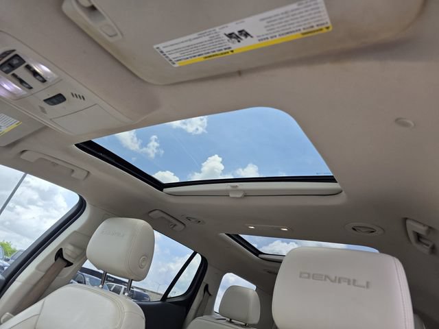 Used 2020 GMC Acadia Denali w/ Trailering Package FWD image 22