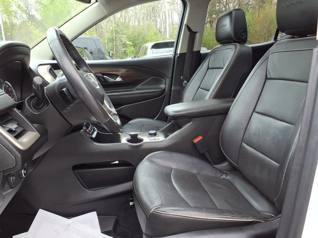 Used 2018 GMC Terrain Denali w/ LPO, 'HIT The Road' Package AWD/4WD image 13