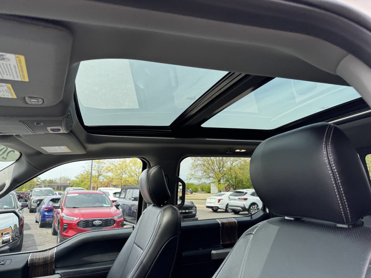 Used 2018 Ford F150 Lariat w/ Equipment Group 502A Luxury AWD/4WD image 3