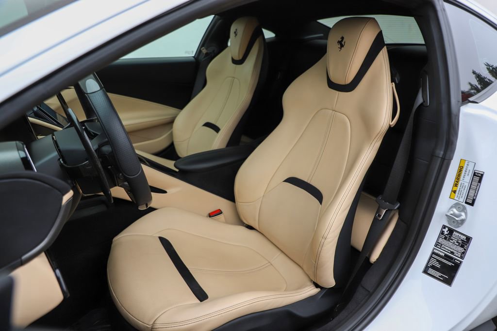Certified 2023 Ferrari Roma image 4