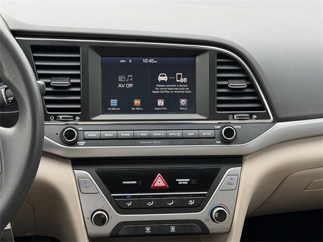 Used 2017 Hyundai Elantra SE image 15