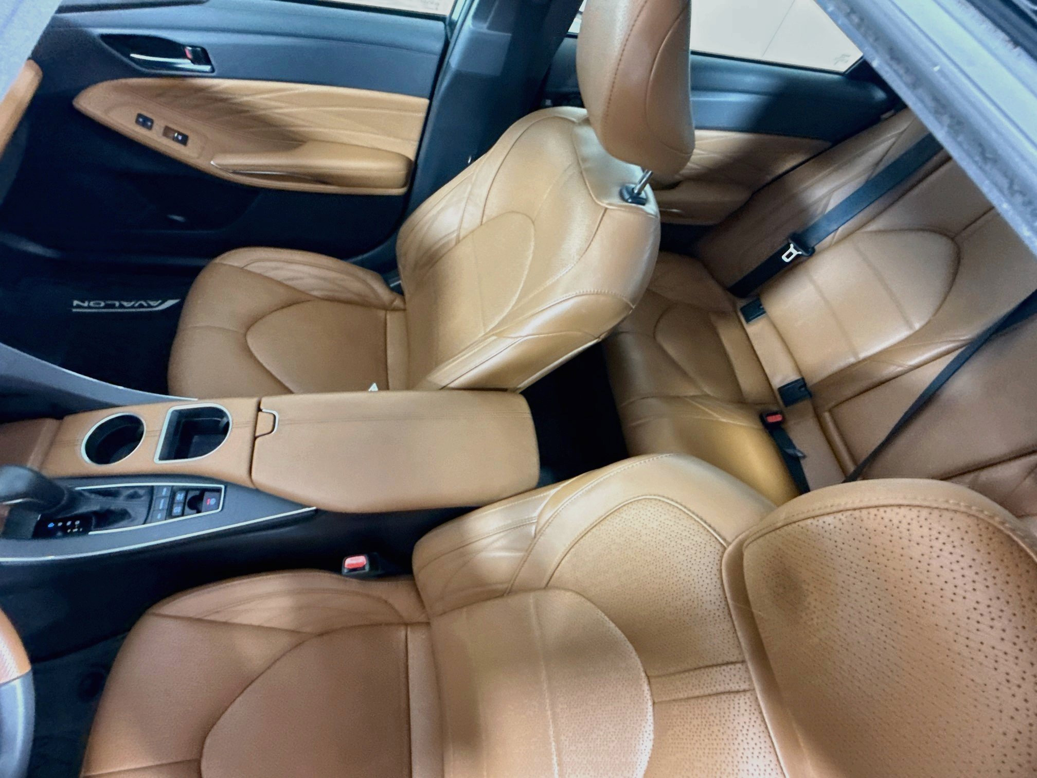Certified 2019 Toyota Avalon Limited w/ Advanced Safety Package FWD image 21