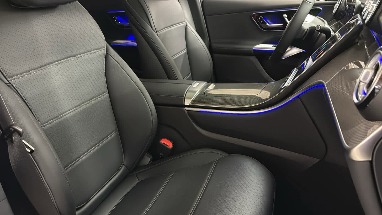 New 2026 Mercedes-Benz GLC 300 4MATIC image 34