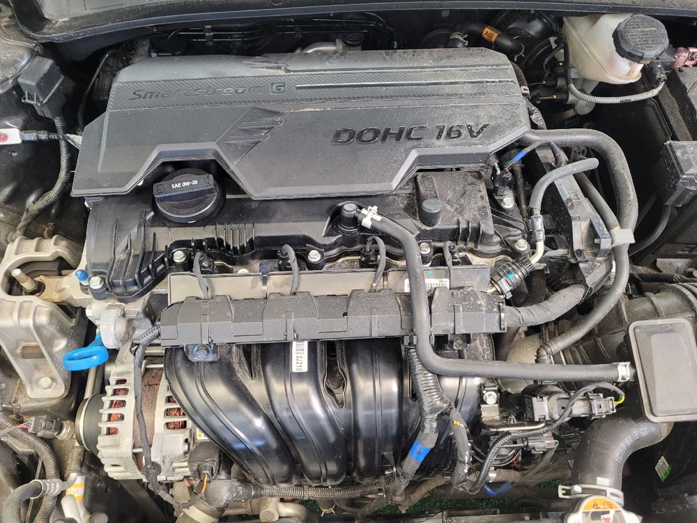 Used 2025 Hyundai Elantra Sport FWD image 30