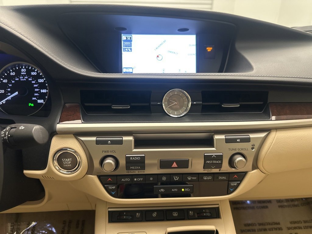 Used 2013 Lexus ES 350 image 20