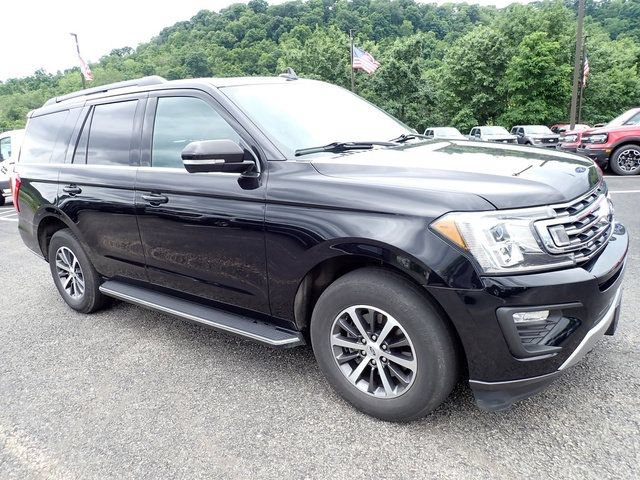 Used 2019 Ford Expedition XLT w/ Equipment Group 202A AWD/4WD image 8