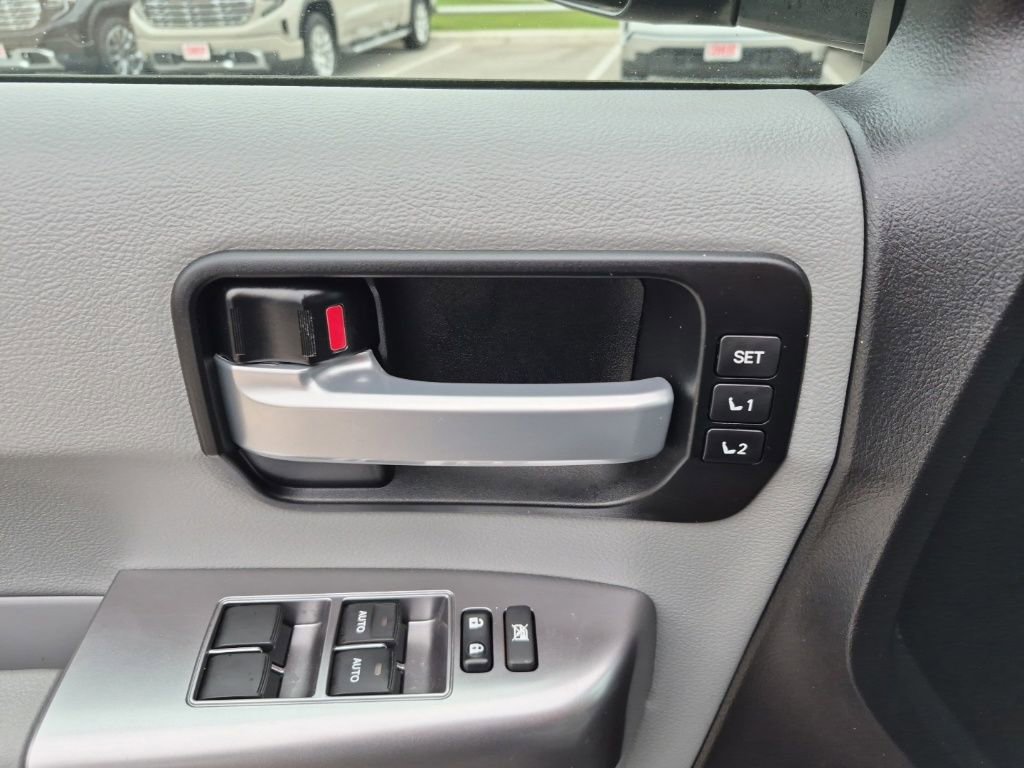 Used 2020 Toyota Sequoia Limited w/ Safety & Convenience Package RWD image 28